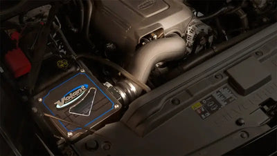 Volant 14-15 GMC Sierra/Chevy Silverado 2500/3500HD 6.0L V8 Pro5 Closed Box Air Intake System - Truck & Automotive