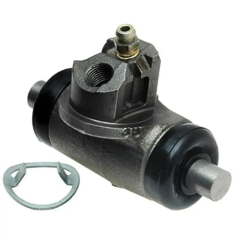 Automotive wheel cylinder with retaining clip for Raybestos Wheel Cylinder WC37585