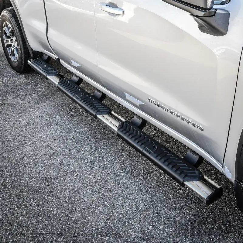 Westin 2019 Chevrolet Silverado/Sierra 1500 Crew Cab (5.5ft) R5 Modular Nerf Step Bars - SS 